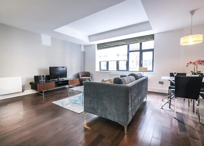 Charming 1Br, 2Min From Monument Station!